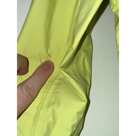 Women's Marmot Precip Rain Jacket Soft Shell Hooded Wind Breaker size XS - Picture 10 of 16